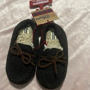 Toddler size 9.10 color brown. New